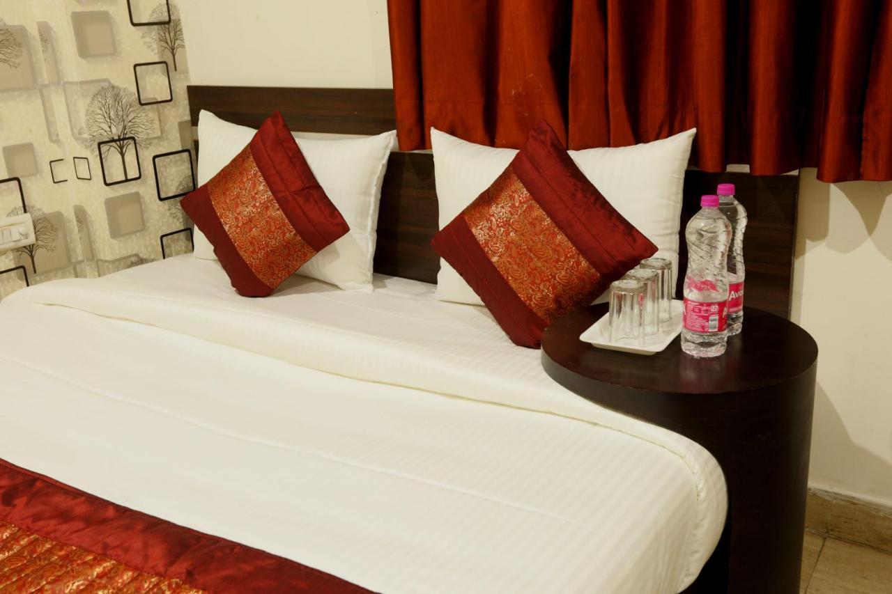 Hotel Green Plaza At Airport New Delhi Ngoại thất bức ảnh